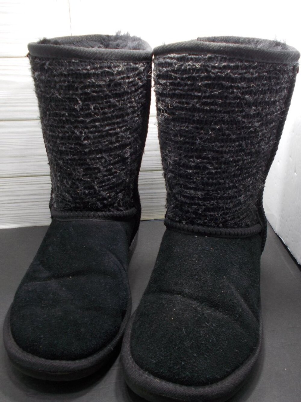 Minnetonka Suede Knit Fur Lined Boots 86510 Women’s Size 7